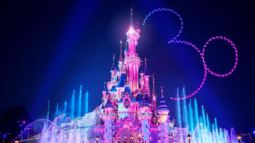 Séjour 3 jours / 2 nuits pour 2 personnes à Disneyland Paris avec accès à 2  parcs (199€ par pers. - Conditions de dates) - travelcircus.fr –