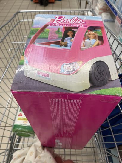 Camping Car Barbie (via 40€ sur la carte fidélité) –