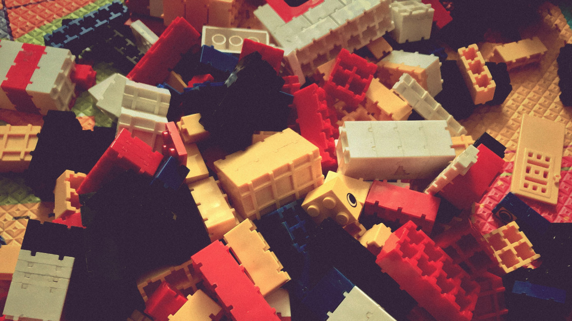 Coffret de constructions phosphorescentes Plus Plus 360 pièces Plus plus :  King Jouet, Lego, briques et blocs Plus plus - Jeux de construction
