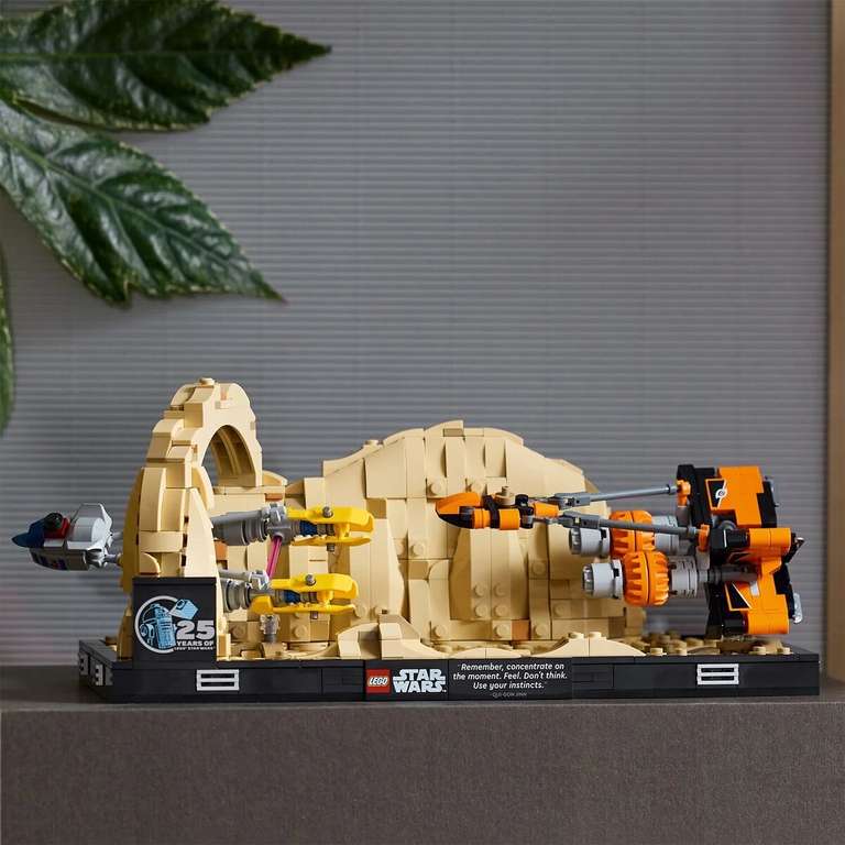 Set Lego 75380 - La course de Podracers (18,75€ cagnottés sur la carte)