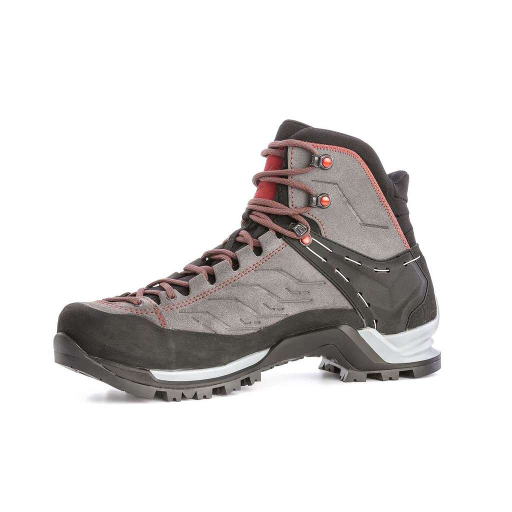 Les chaussures de randonnée homme salewa mountain trainer gtx sont chez