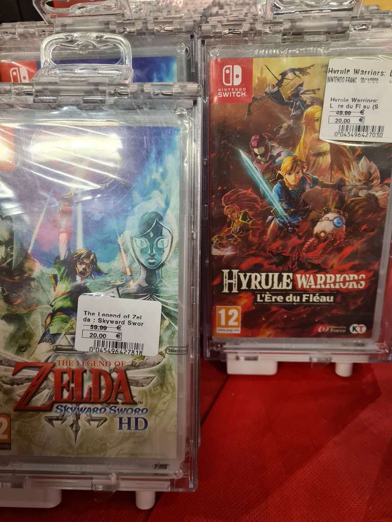 Jeu The Legend of Zelda : Skyward Sword ou Hyrule Warriors sur Nintendo Switch - Clichy-sous-Bois (93)