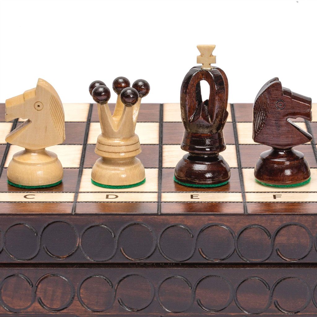 Jeu d'échecs Grand modèle - pièces en Sycomore et plateau pyrogravé, 45 x 43,4 x 2,7 cm. Fabrication artisanale (via coupon - vendeur tiers)
