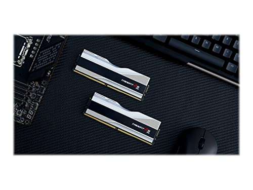 Kit mémoire RAM G.Skill Trident Z5 RGB - 32 Go (2 x 16 Go), DDR5, 6400 MHz, C32
