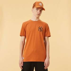 Promotion sur une séléction d'articles New Era - Ex: T-shirt Caramel New York Yankees Team Logo