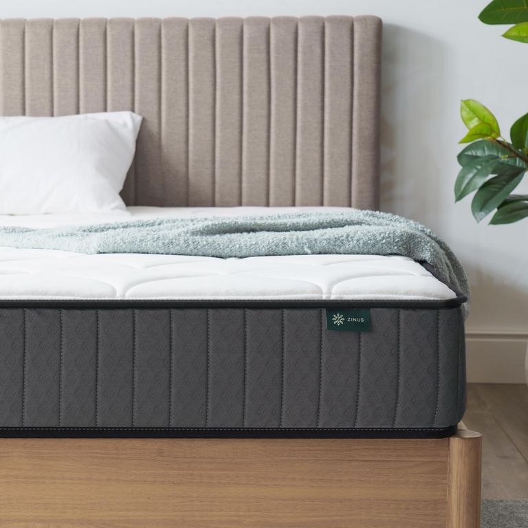 Matelas à mémoire de forme Zinus - 140x190 cm, Épaisseur 20 cm, Matelas 2 Places, Hybride Mousse & Ressorts Ensachés, Certifié Oeko-TEX — promo Maison