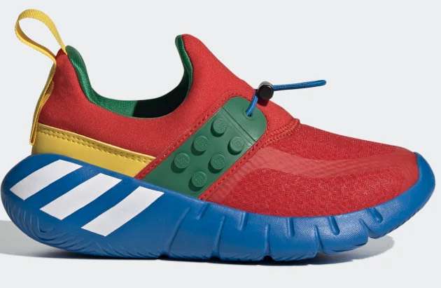 Sélection de paires de chaussures Adidas x LEGO pour Enfant en promotion - Ex : RapidaZen Slip-On - Tailles 30 à 35, personnalisable