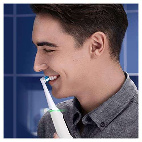 Brosse à dents électrique Oral-B iO 6N - Blanc + 2 brossettes et un étui de voyage (via ODR de 20€)