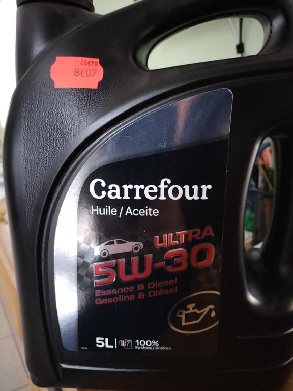 Bidon d'huile moteur Carrefour Ultra 5W-30 (100% de synthèse) - Pontault-Combault (77)