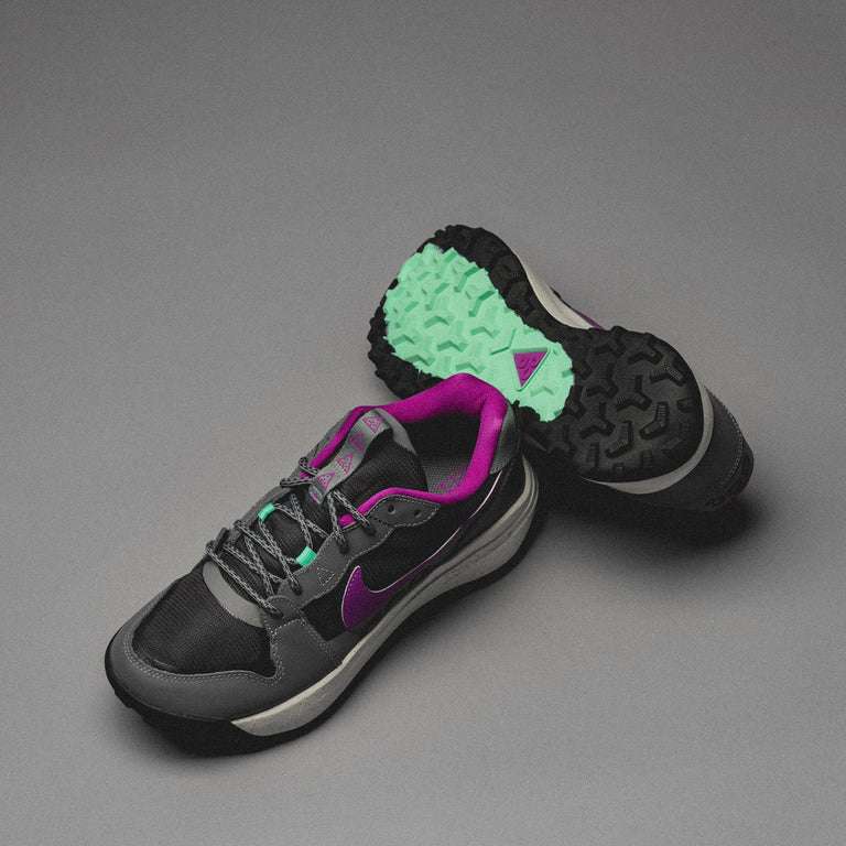 Baskets Nike ACG Lowcate - Plusieurs tailles disponibles