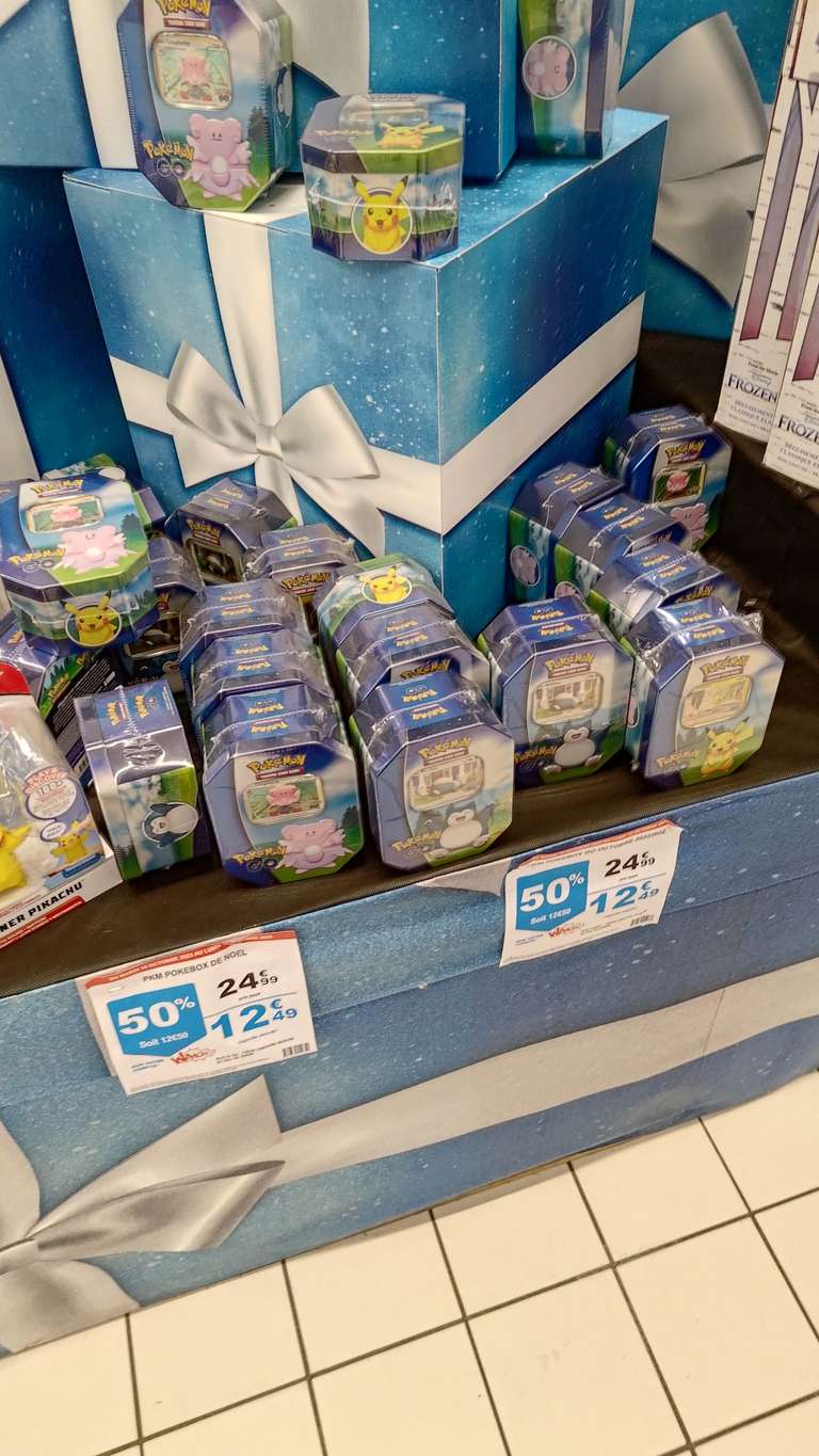 Lot carte boîte pokemon noel - Pokemon
