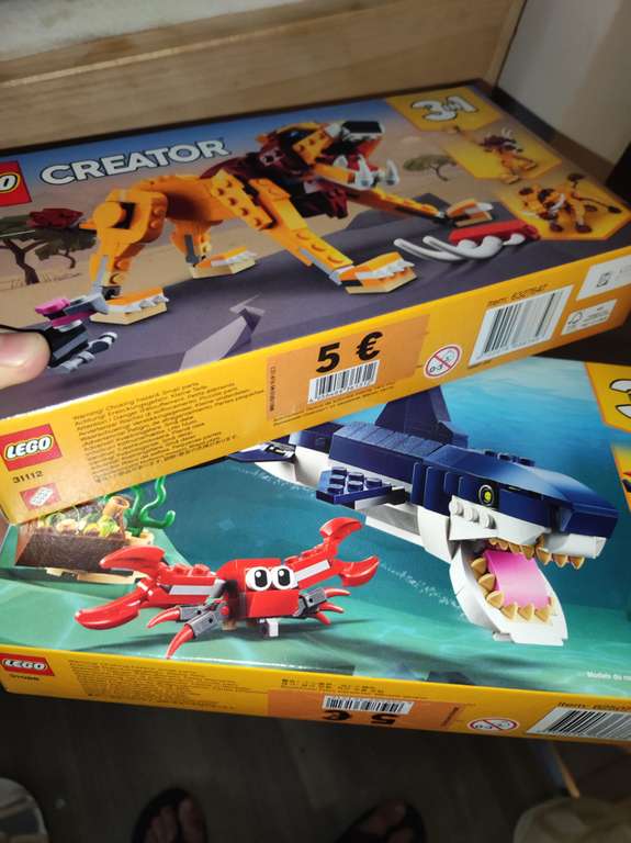 Sélection de jeu de construction Lego Creator (31112 et 31088) Lion et Requin - Lidl Chateaugiron (35)