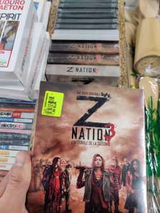 Coffret DVD Z Nation - Saisons 1 à 5 au prix unitaire de 1.99€ - Chauray (79)