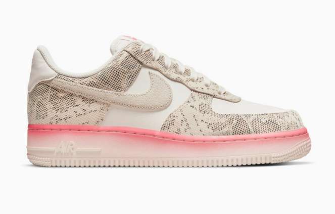 Employee voice Fume Baskets Nike Air Force 1 Snakeskin - Taille 40.5 au 45.5 – Dealabs.com