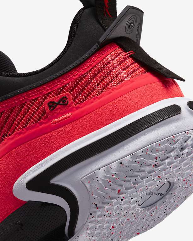 Baskets Nike Air Jordan XXXVI Low - Pointures 40 au 50.5 (10 tailles disponibles)