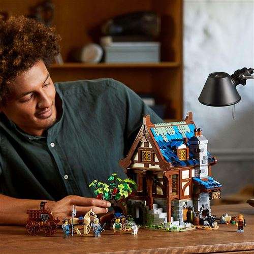 Jouet Lego Ideas (21325) - Le Forgeron Médiéval