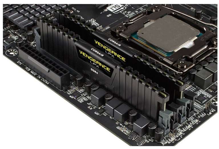 SSD interne M.2 NVMe WD Blue SN570 (1 To, TLC, 3500-3000 Mo/s) + Kit Mémoire RAM DDR4 Corsair Vengeance LPX 16 Go (2 x 8 Go, 3600 MHz, CL18)