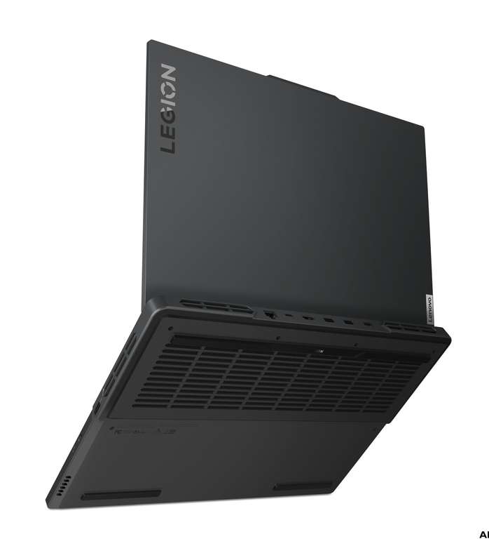 PC Portable 16" Lenovo Legion Pro 5 - WQXGA 240 Hz, Ryzen 7 7745HX, RAM DDR5 32 Go, SSD Gen4 1 To, RTX 4070 (140W), WiFi 6E, Sans OS