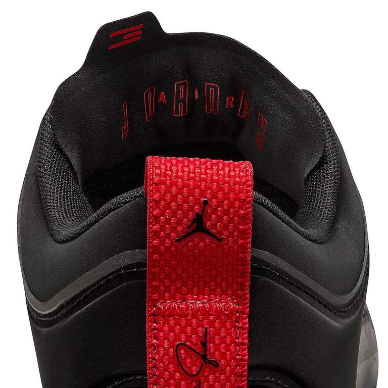 Baskets Air Jordan 37 Low Bred - Tailles 40 à 46 & 49.5