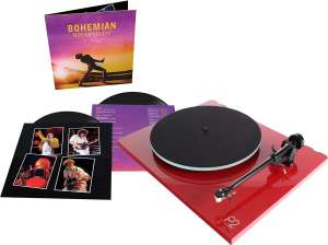 Platine Vinyle Rega Planar 2 rouge laqué cellule Carbon MM + double LP Bohemian Rhapsody