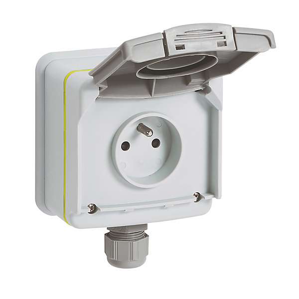 Prise Green'up étanche 16A + disjoncteur à 149,90€ chez Castorama Dealabs — free download