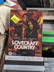 Sélection de séries en DVD a 1.99€ Ex.: Lovecraft Country saison 1 - Noz Perrigny (89)