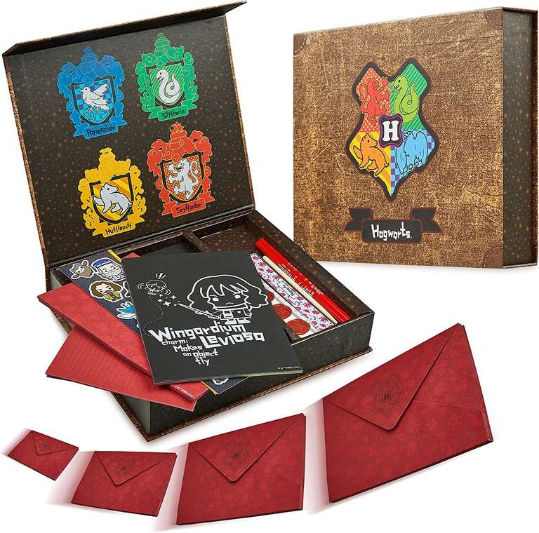 Sélection de vêtements /Jouets/ papeterie Harry Potter en promotion - Ex: Coloriage à Gratter Harry Potter x20 (via coupon - Vendeur Tiers)