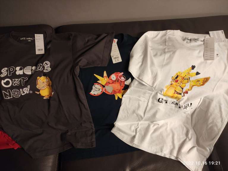 Sélection de T-shirts à manches courtes Pokémon Meets Artist à 5,90€ - Paris (75006)