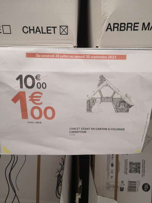 Chalet géant en carton à colorier - Aulnay sous Bois (93)