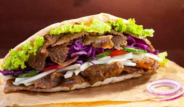 1 kebab offert aux 1000 premiers clients pour l'ouverture du restaurant - Les frères des Batignolle à Paris (75018)