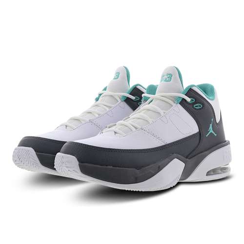 Baskets Nike Jordan Max Aura - tailles 36 au 40