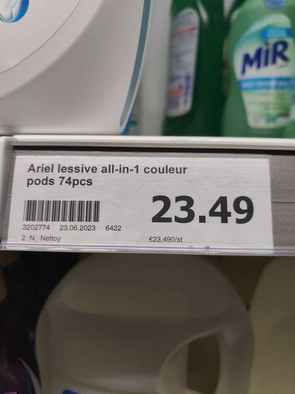 Promo Intermarché : Lot de 2 bidons de lessive Ariel à 3,58€
