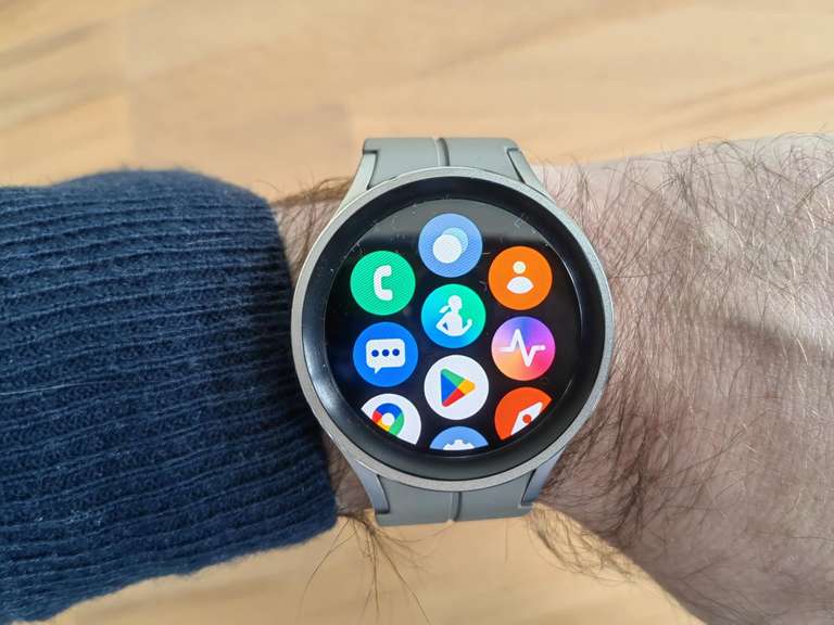 [Unidays/Samsung+] Montre connectée Galaxy Watch5 Pro Bluetooth - 45mm (via ODR 100€)