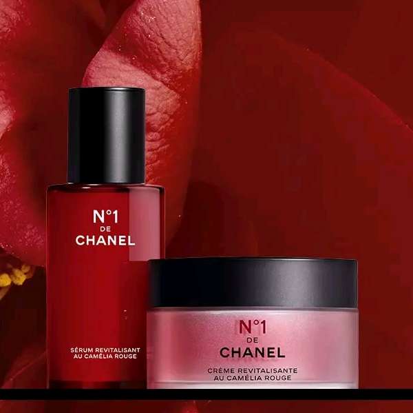 Échantillons gratuits Chanel Sérum & Crème N°1 pour femme