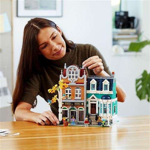 Jeu de construction Lego Creator Expert La librairie (2504 pièces, 5 figurines, 10270)