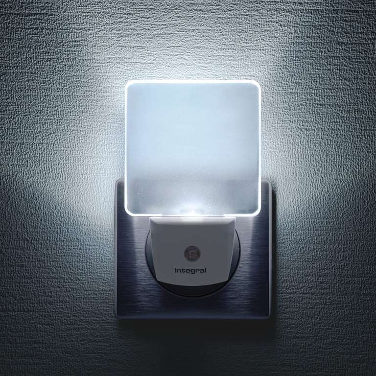 Veilleuse LED Integral, Avec Détecteur Automatique Jour/Nuit, Plastique, format Prise Electrique Blanc Mat