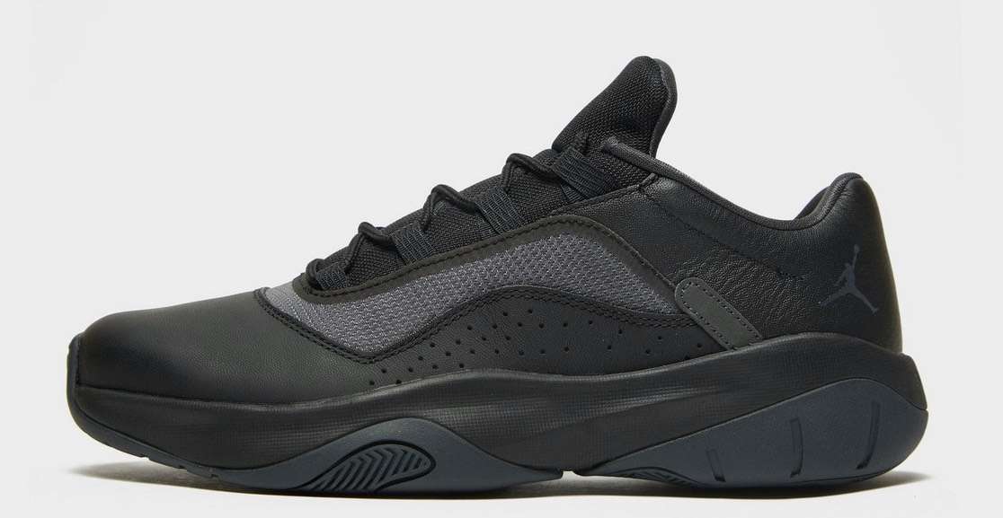 Baskets Air Jordan 11 CFMT pour Homme - Taille au choix – Dealabs.com