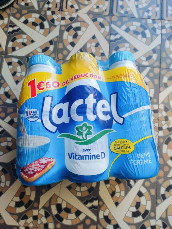25% de remise sur le pack de bouteilles de lait Lactel 6x1L - Super U La Madeleine - Nice (06)