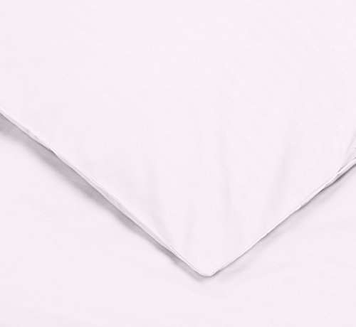 [Prime] Parure de lit avec housse de couette haut de gamme + deux taies d'oreiller Amazon Basics - 260 x 240 cm, Blanc éclatant