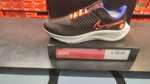 Paire de chaussures Nike Pegasus air max zoom Shield - Nike Factory Parinor 2 Gonesse (95)