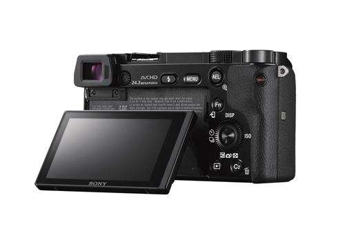 Appareil photo hybride Sony Alpha A6000 noir + E PZ 16-50mm f/3.5-5.6 OSS + E 55-210mm f/4.5-6.3 OSS