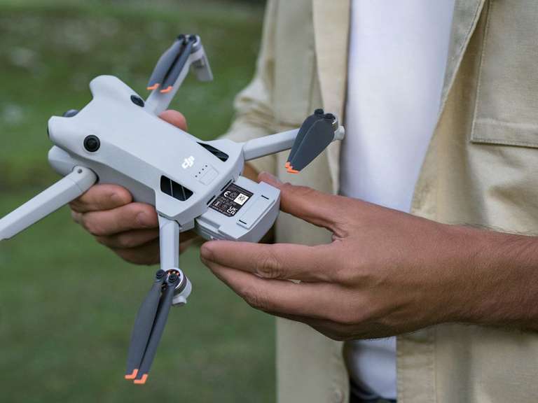 Drone DJI Mini Pro 4 Fly More combo