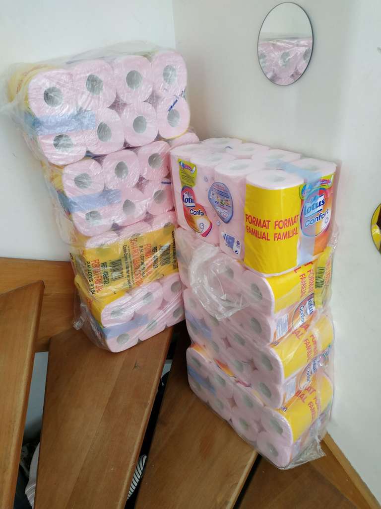 Pack de 64 rouleaux de papier toilettes Lotus Confort  - Moyvillers (60)