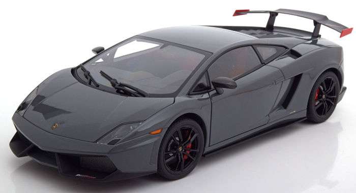 Voiture modélisme Autoart Lamborghini Gallardo SuperTrofeo Stradale - Grise, Échelle 1:18 (ck-modelcars.de)