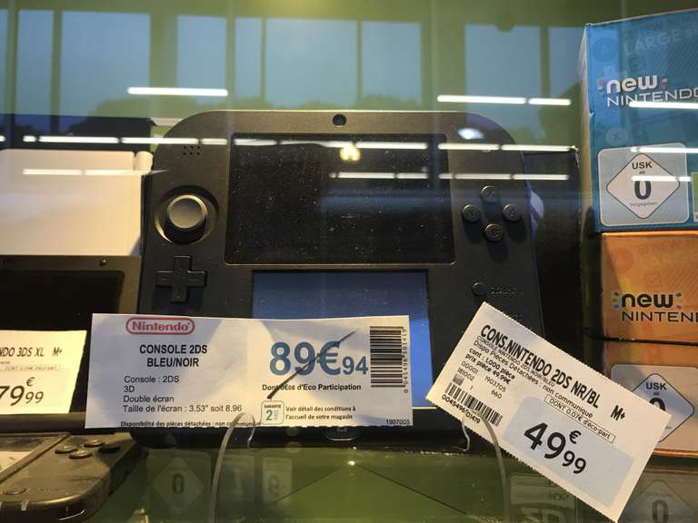 Console portable Nintendo 2DS - bleu/noir