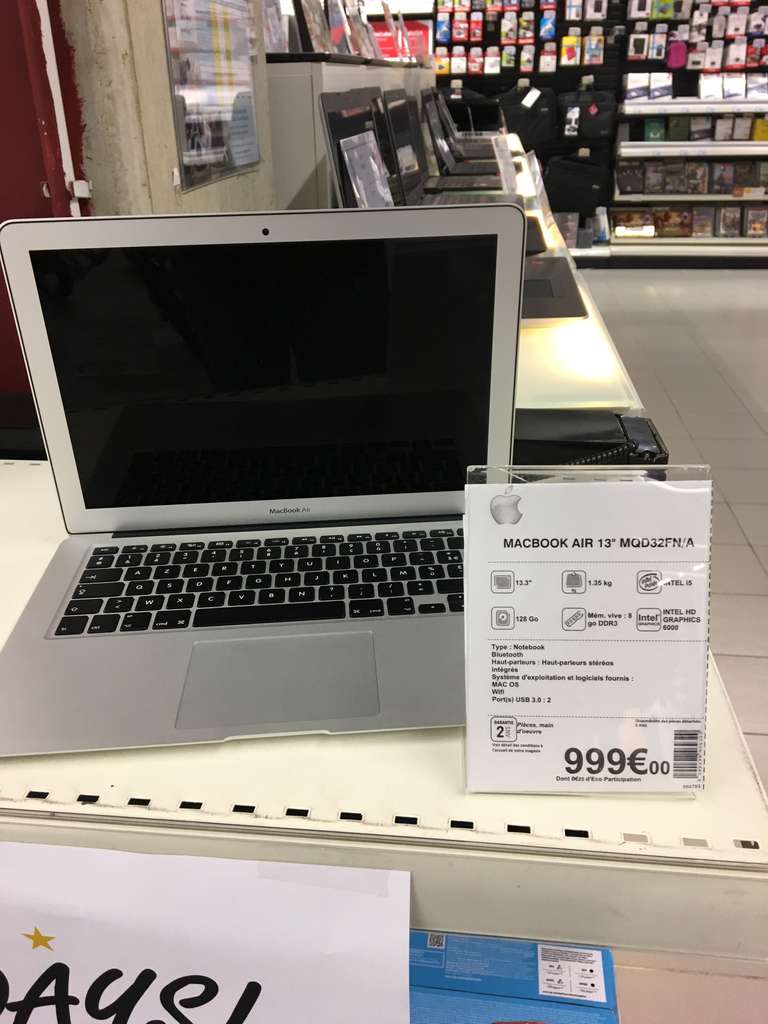 PC Portable 13.3" Apple MacBook Air 13 MQD32FN/A - 128 Go (Via 300€ en Bons d'achat) - Saint-Avé (56)
