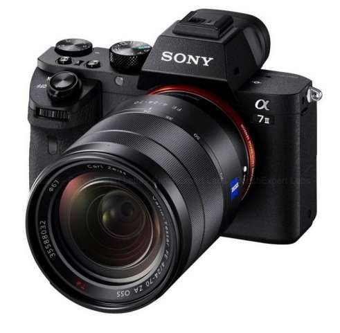 Appareil photo Sony hybride Alpha 7II + Objectif Zeiss SEL-2470Z, Plein Format, 24-70 mm F4.0 (Via ODR de 250€)