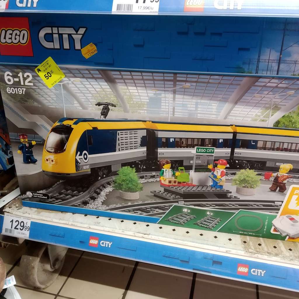 Jouet Lego City - Le train de passagers télécommandé (60197) - Petite-Forêt (59)