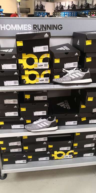 Chaussures de running adidas Solar Drive M (différentes tailles) - Outlet Claye-Souilly (77)