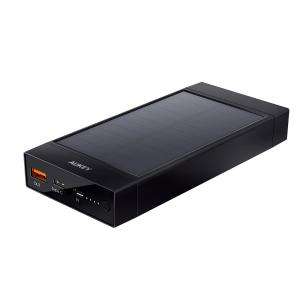 Batterie externe solaire Aukey USB C - 16 000 mAh, Quick Charge 3.0 (vendeur tiers)